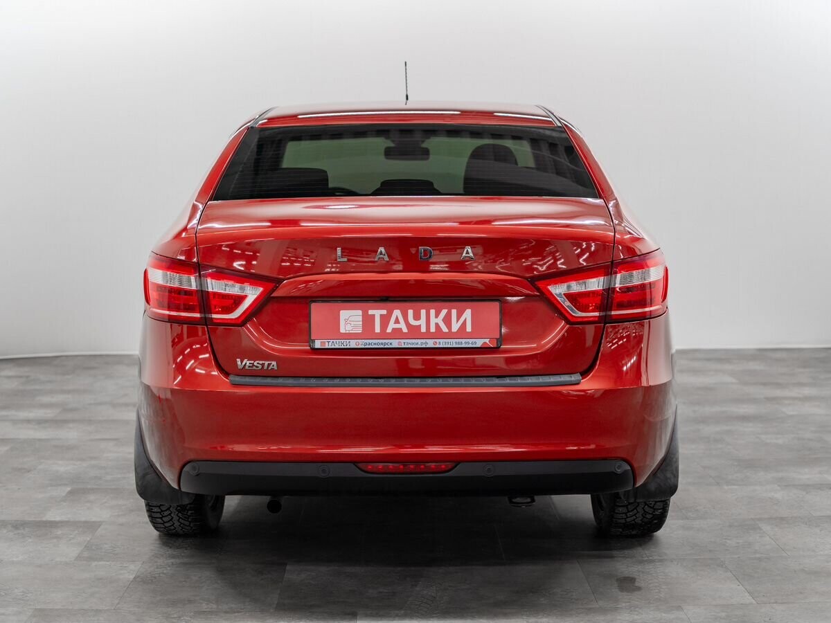 Lada (ВАЗ) Vesta 2022 - фото автомобиля