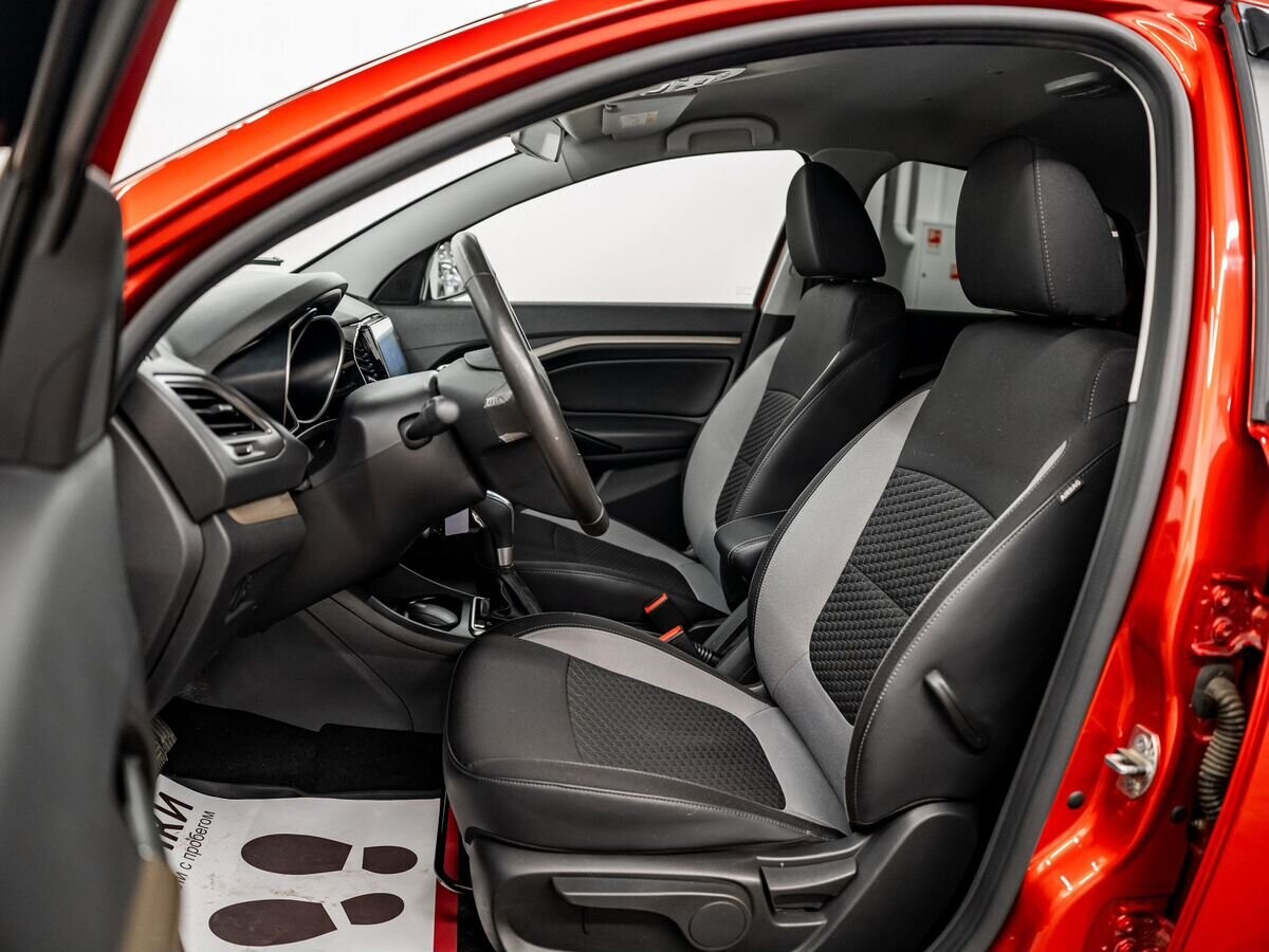 Lada (ВАЗ) Vesta 2022 - фото автомобиля