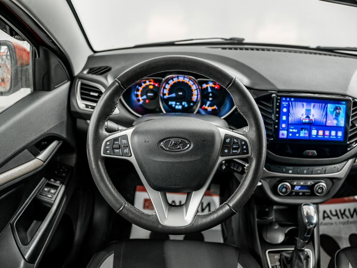 Lada (ВАЗ) Vesta 2022 - фото автомобиля