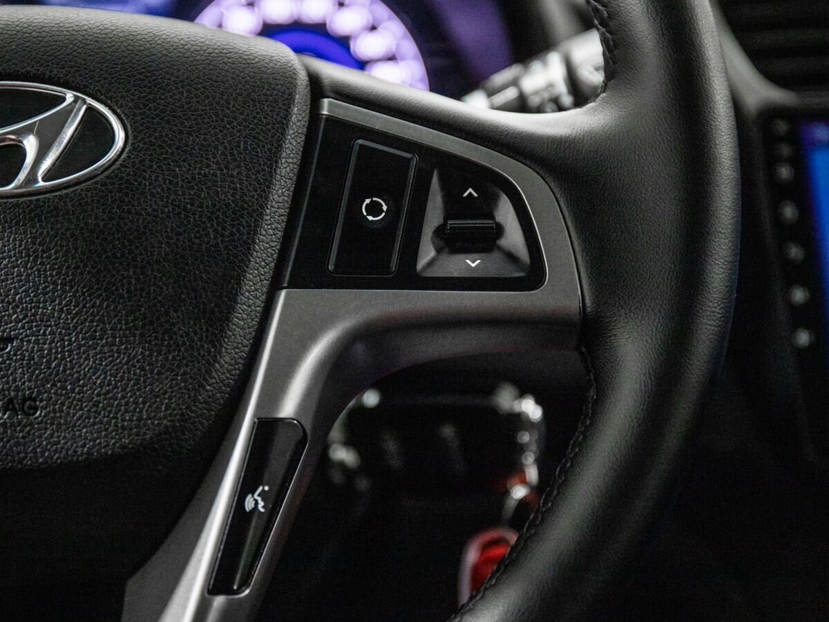 Hyundai Solaris 2015 - фото автомобиля