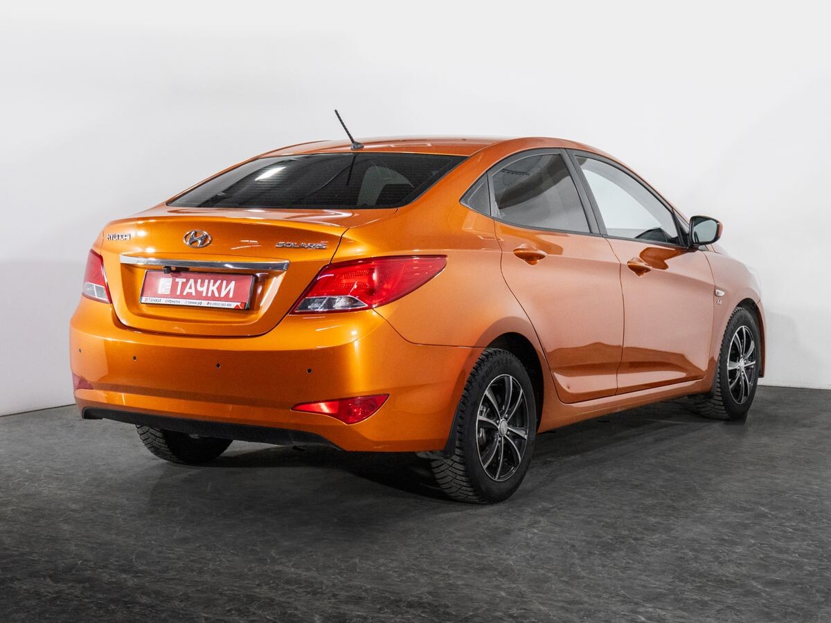 Hyundai Solaris 2015 - фото автомобиля