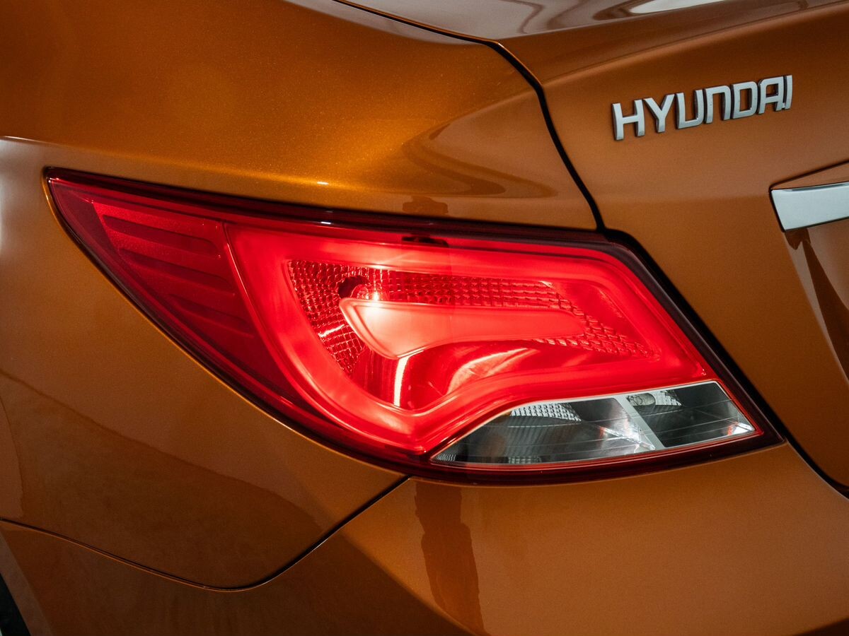 Hyundai Solaris 2015 - фото автомобиля