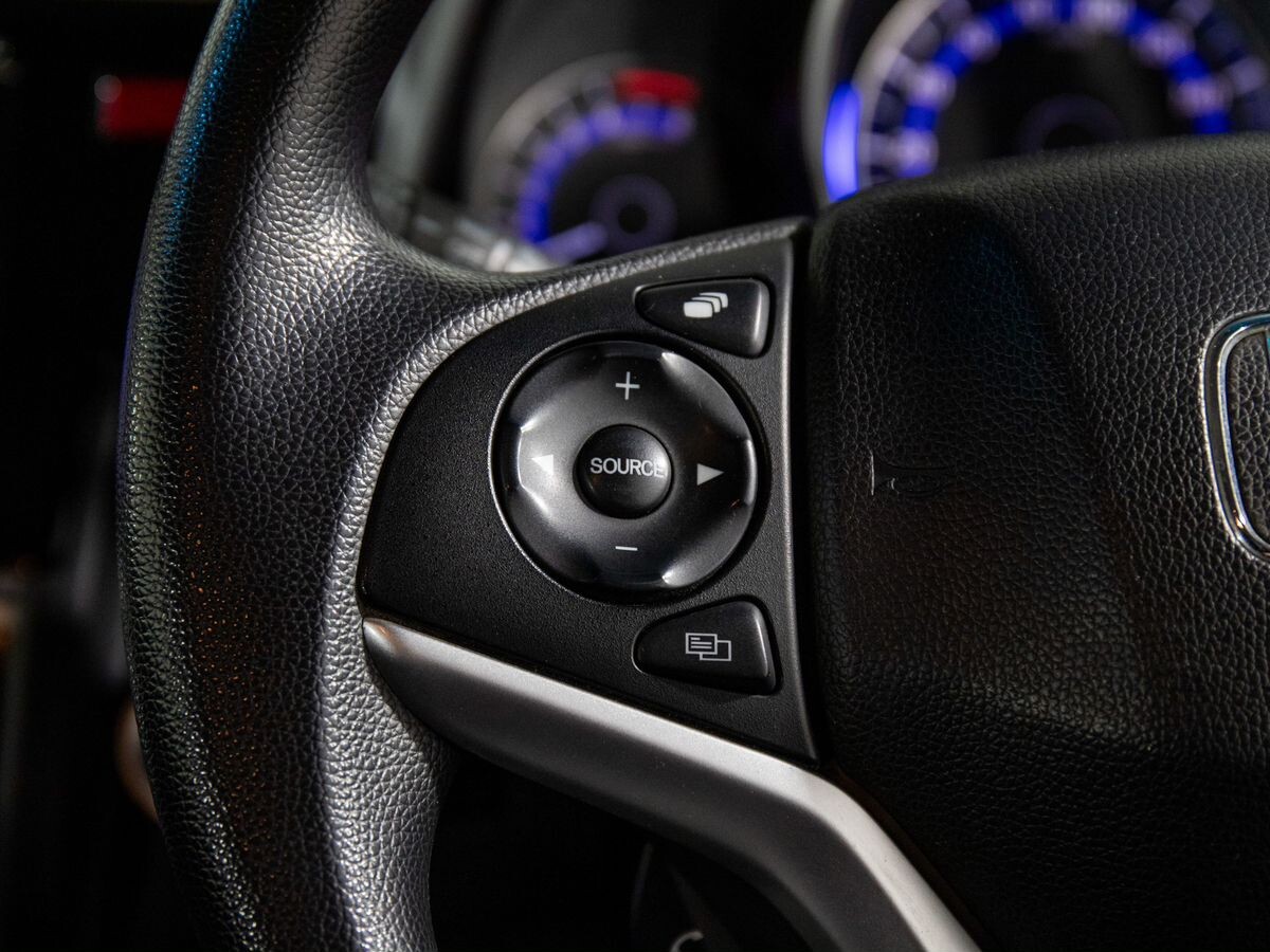 Honda Fit 2013 - фото автомобиля