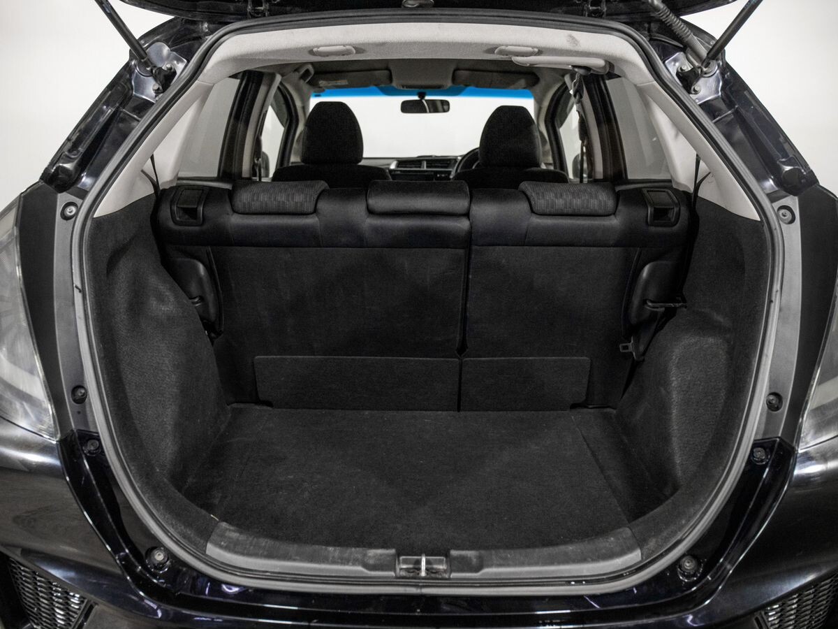 Honda Fit 2013 - фото автомобиля