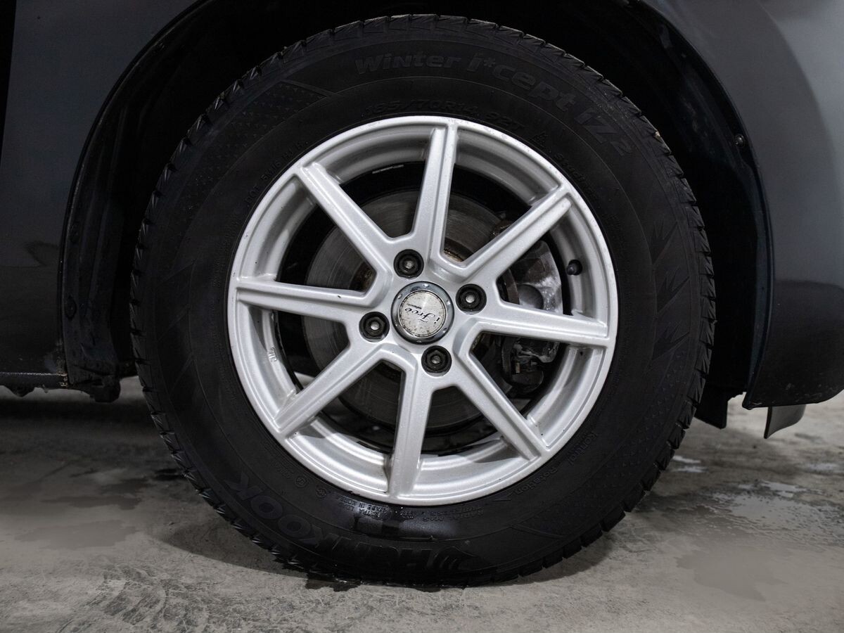 Honda Fit 2013 - фото автомобиля