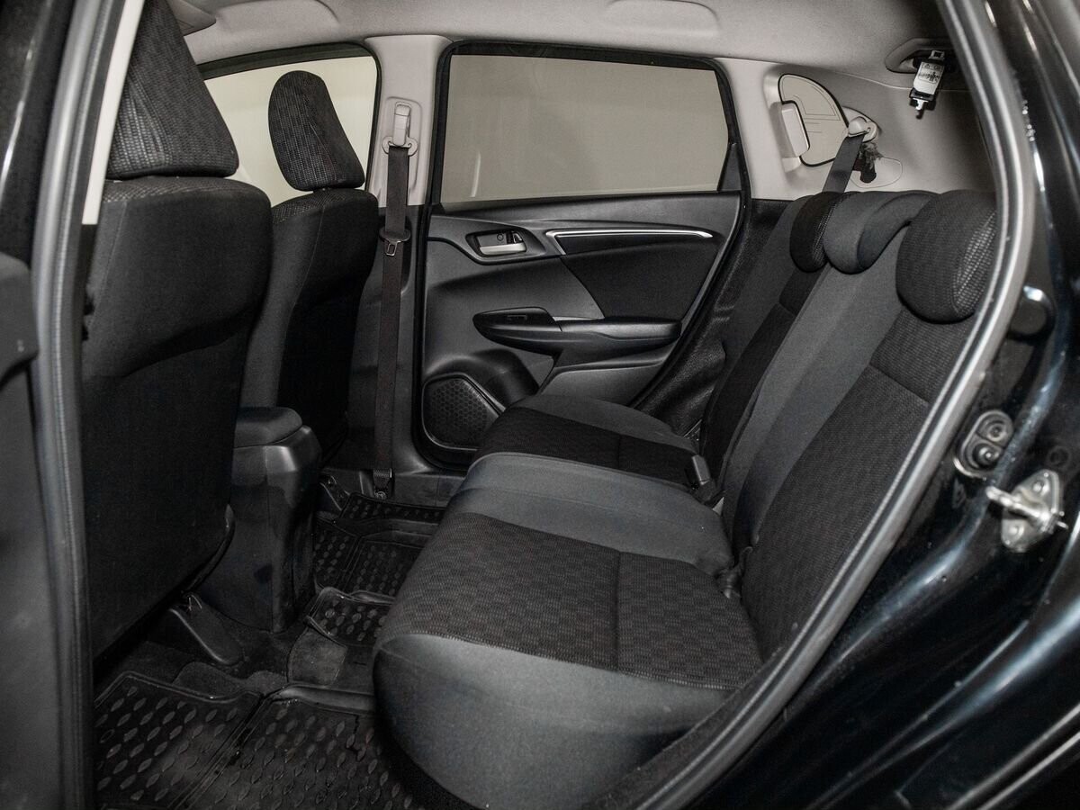 Honda Fit 2013 - фото автомобиля