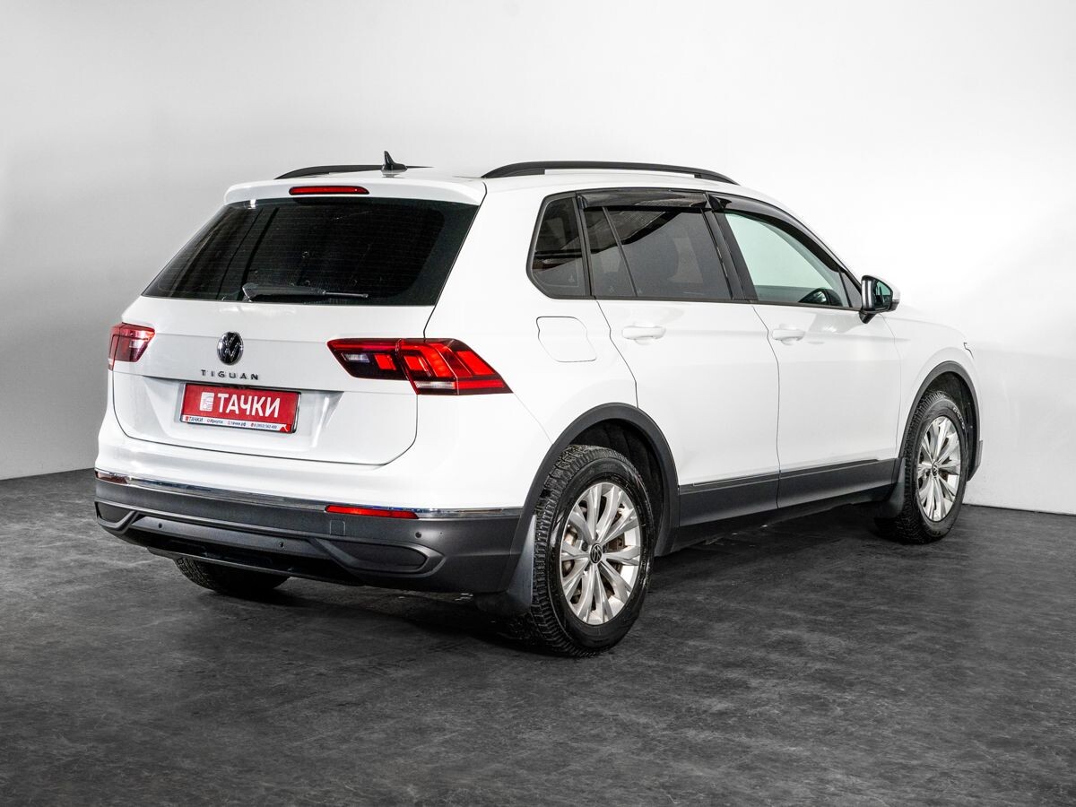 Volkswagen Tiguan 2021 - фото автомобиля