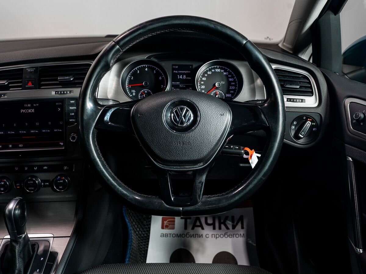 Volkswagen Golf 2015 - фото автомобиля