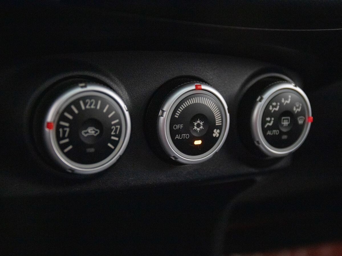 Peugeot 4007 2008 - фото автомобиля