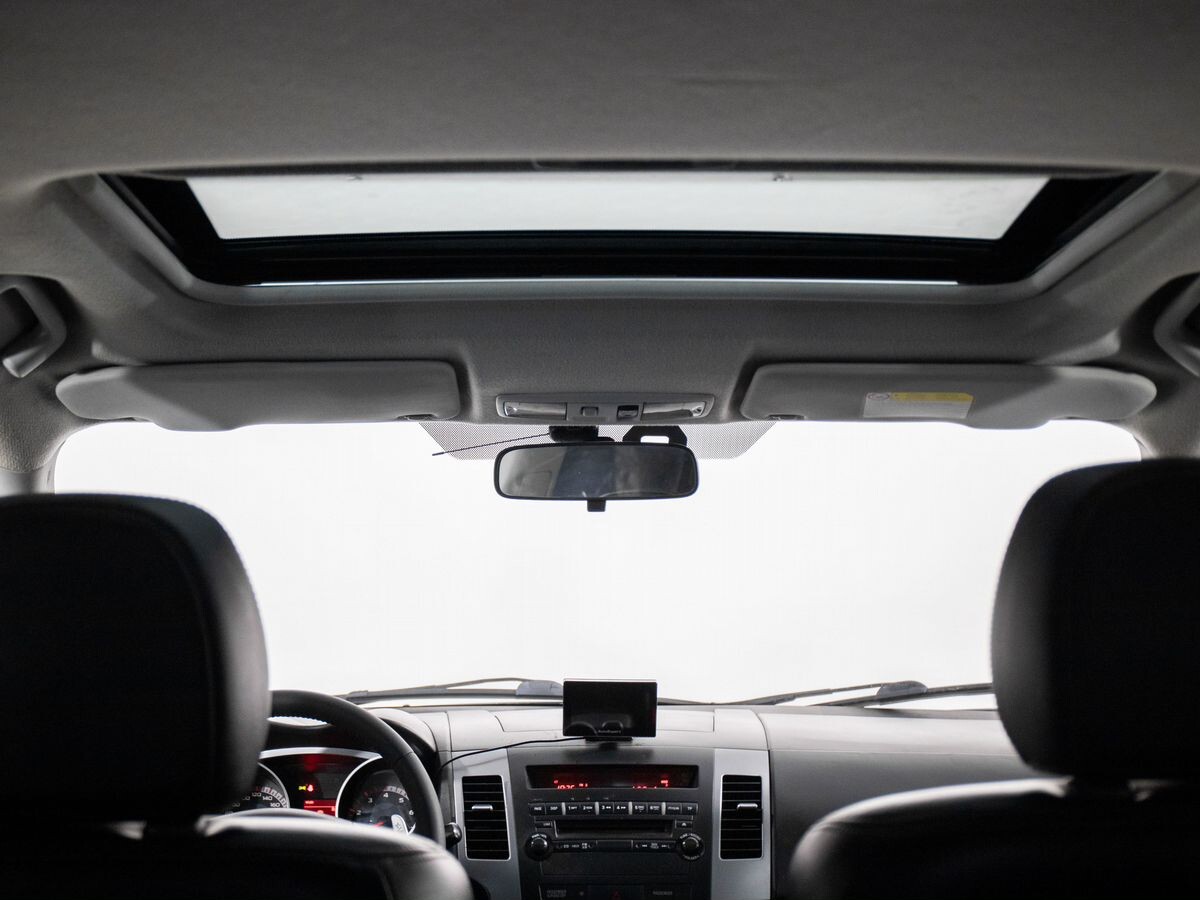 Peugeot 4007 2008 - фото автомобиля