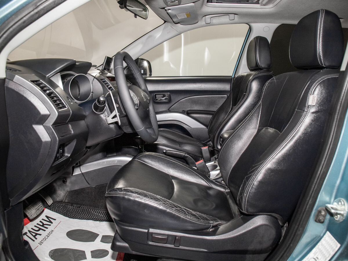 Peugeot 4007 2008 - фото автомобиля