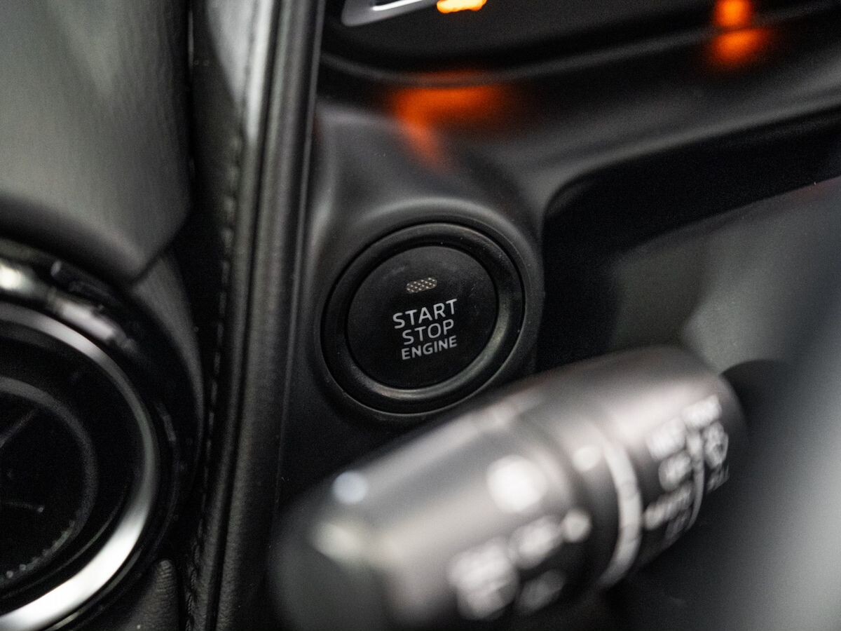 Mazda CX-3 2016 - фото автомобиля