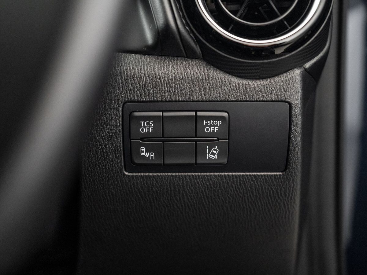 Mazda CX-3 2016 - фото автомобиля