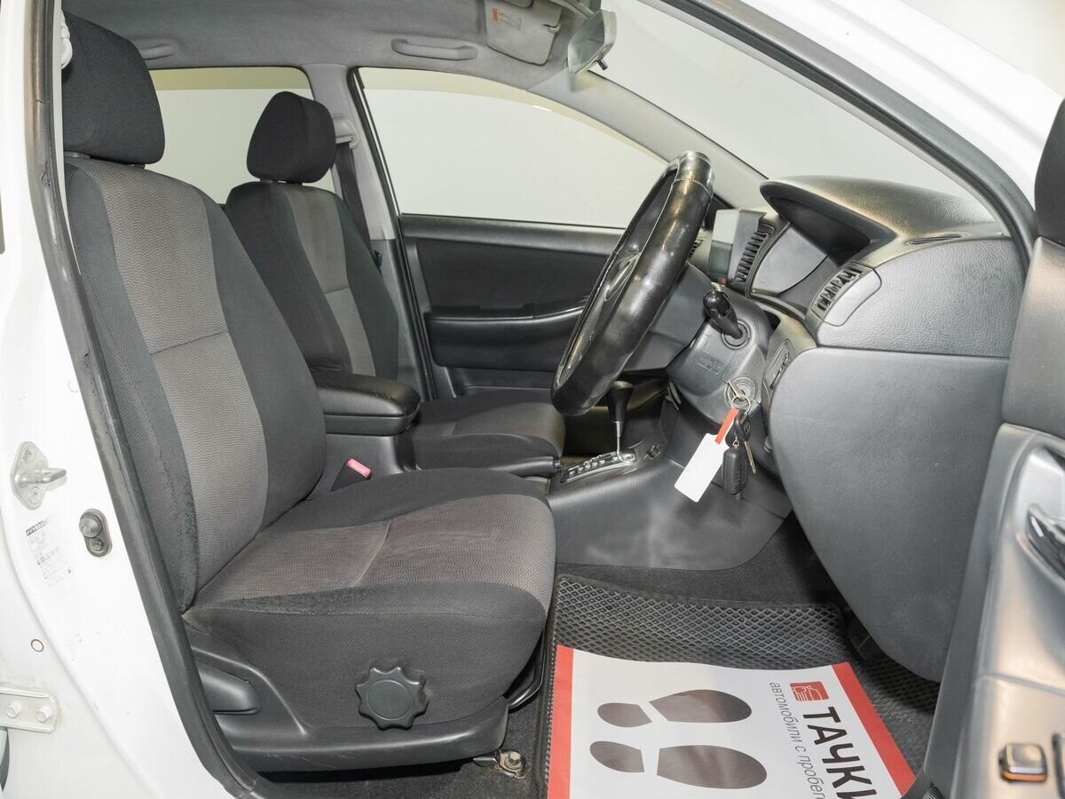 Toyota Corolla 2001 - фото автомобиля