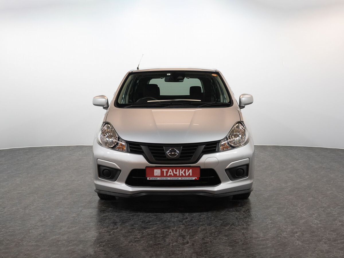 Nissan AD 2017 - фото автомобиля