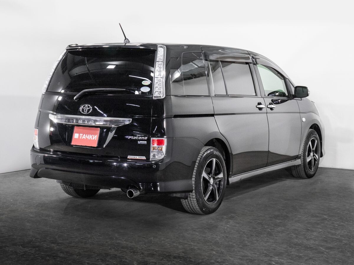 Toyota Isis 2011 - фото автомобиля