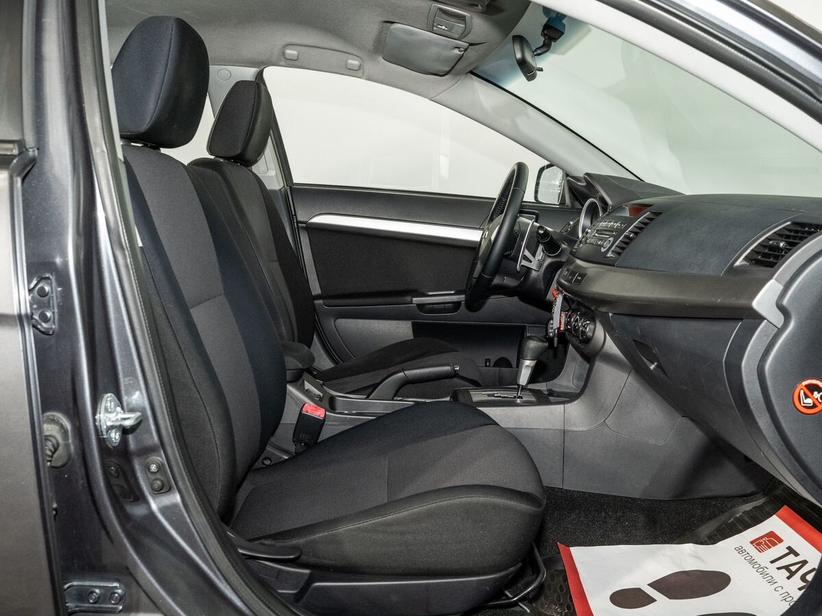 Mitsubishi Lancer 2008 - фото автомобиля