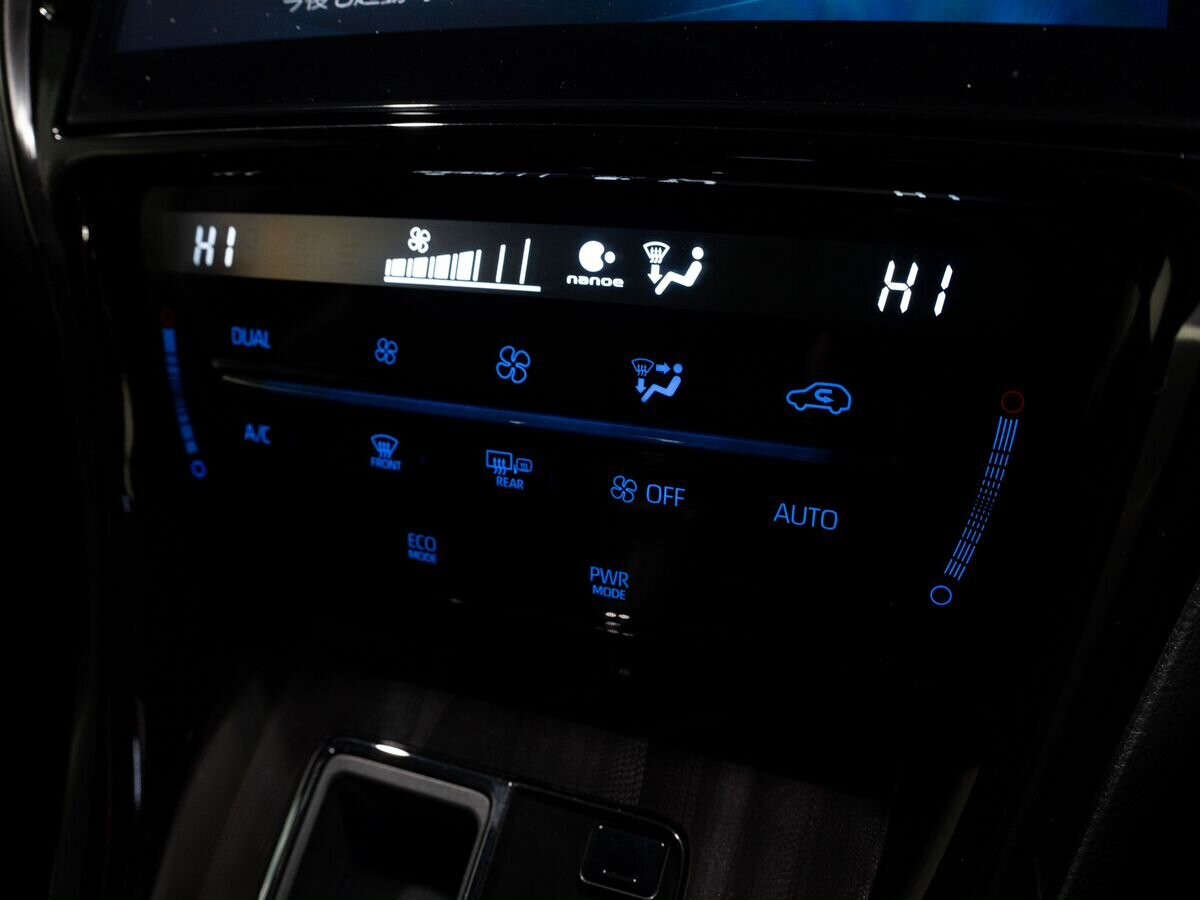 Toyota Harrier 2018 - фото автомобиля