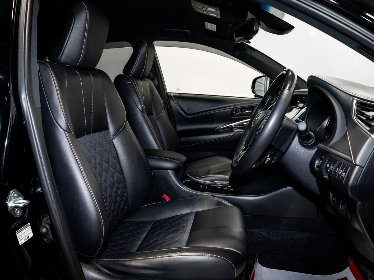 Toyota Harrier 2018 - фото автомобиля