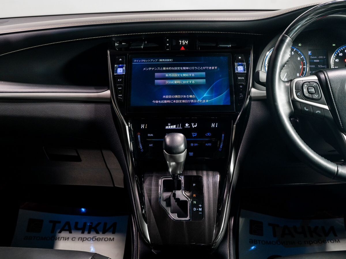 Toyota Harrier 2018 - фото автомобиля