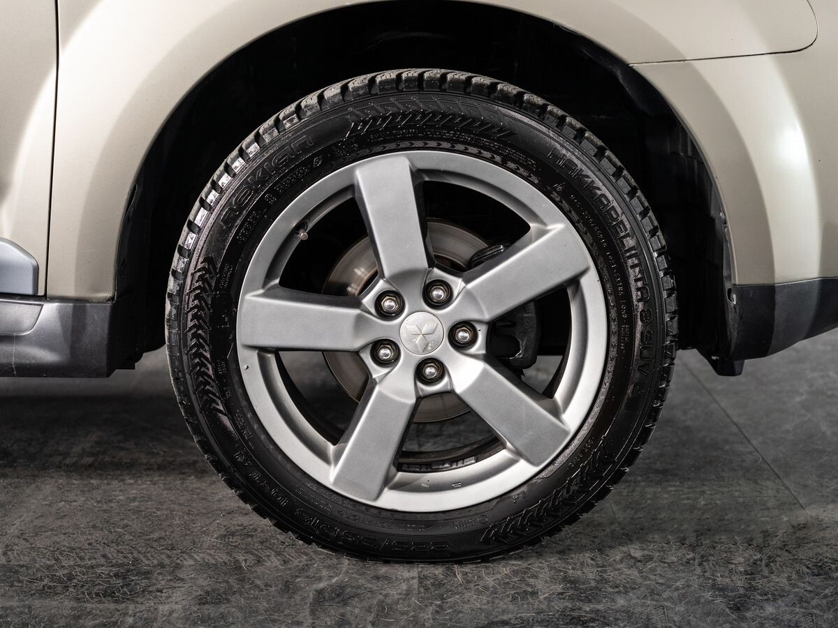 Mitsubishi Outlander 2008 - фото автомобиля