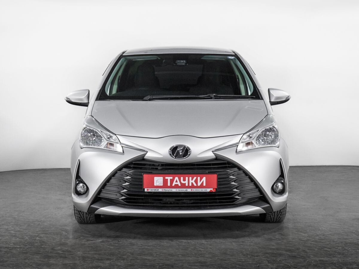 Toyota Vitz 2017 - фото автомобиля