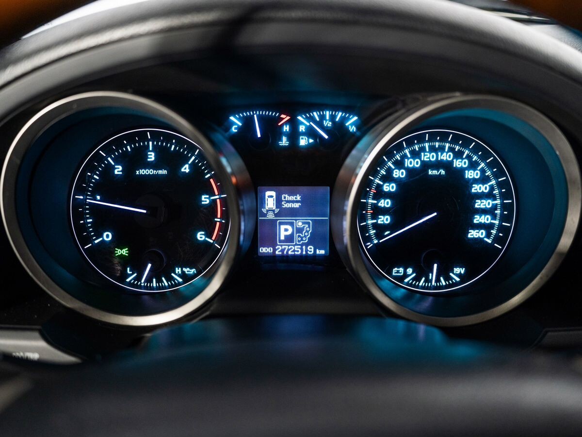 Toyota Land Cruiser 2008 - фото автомобиля