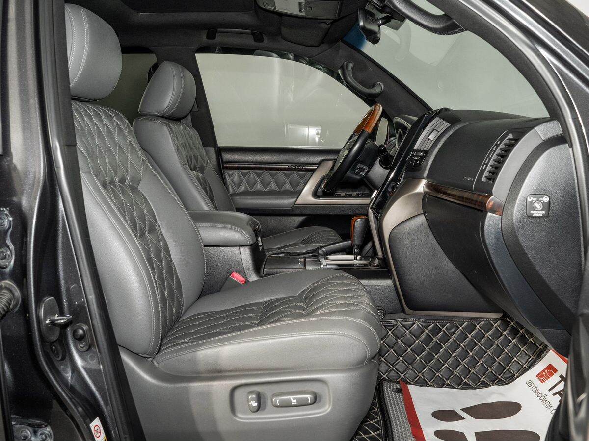 Toyota Land Cruiser 2008 - фото автомобиля