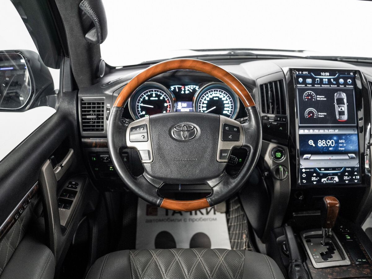 Toyota Land Cruiser 2008 - фото автомобиля