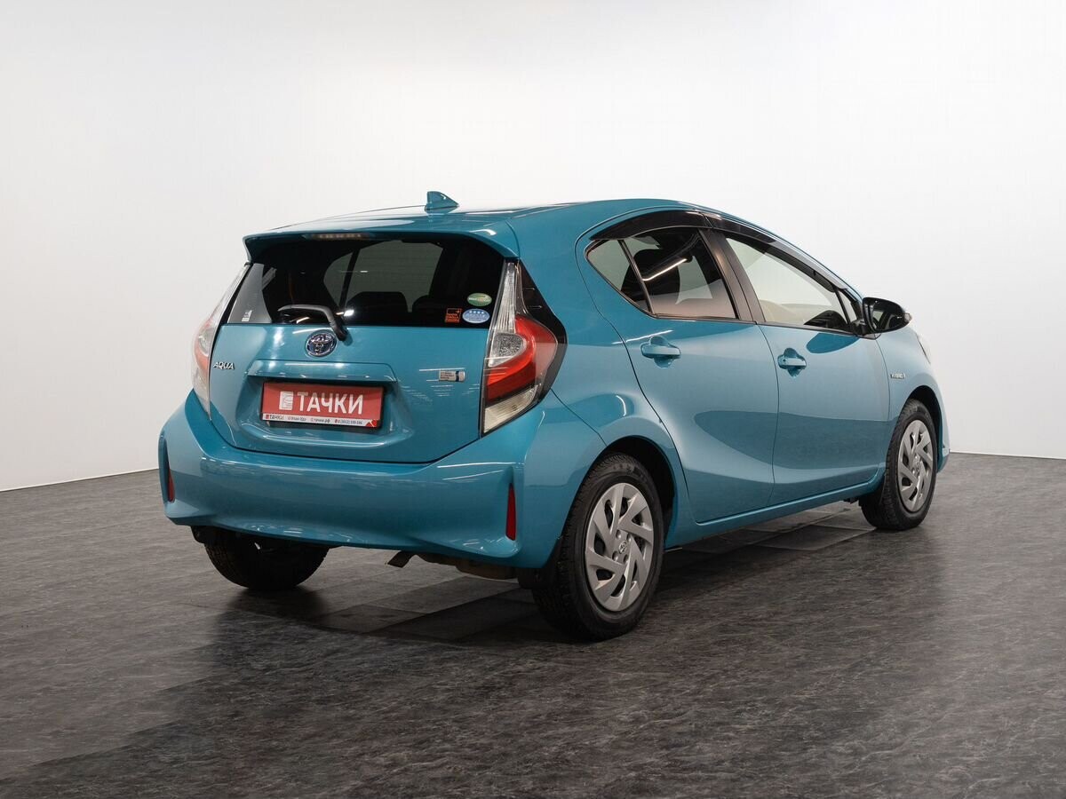 Toyota Aqua 2017 - фото автомобиля