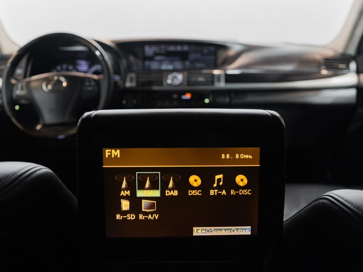 Lexus LS 2014 - фото автомобиля