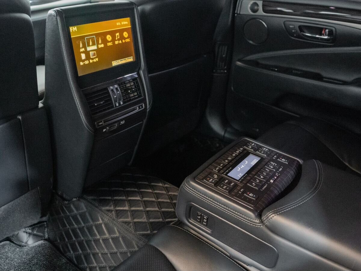 Lexus LS 2014 - фото автомобиля