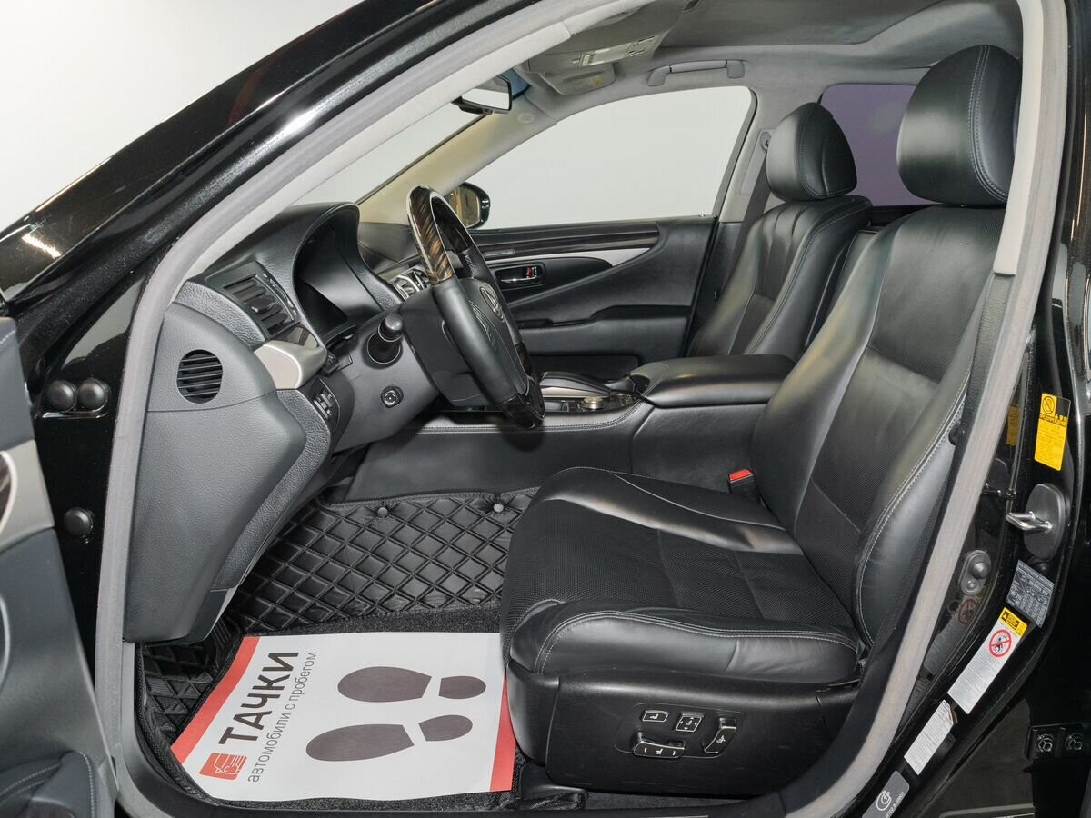 Lexus LS 2014 - фото автомобиля