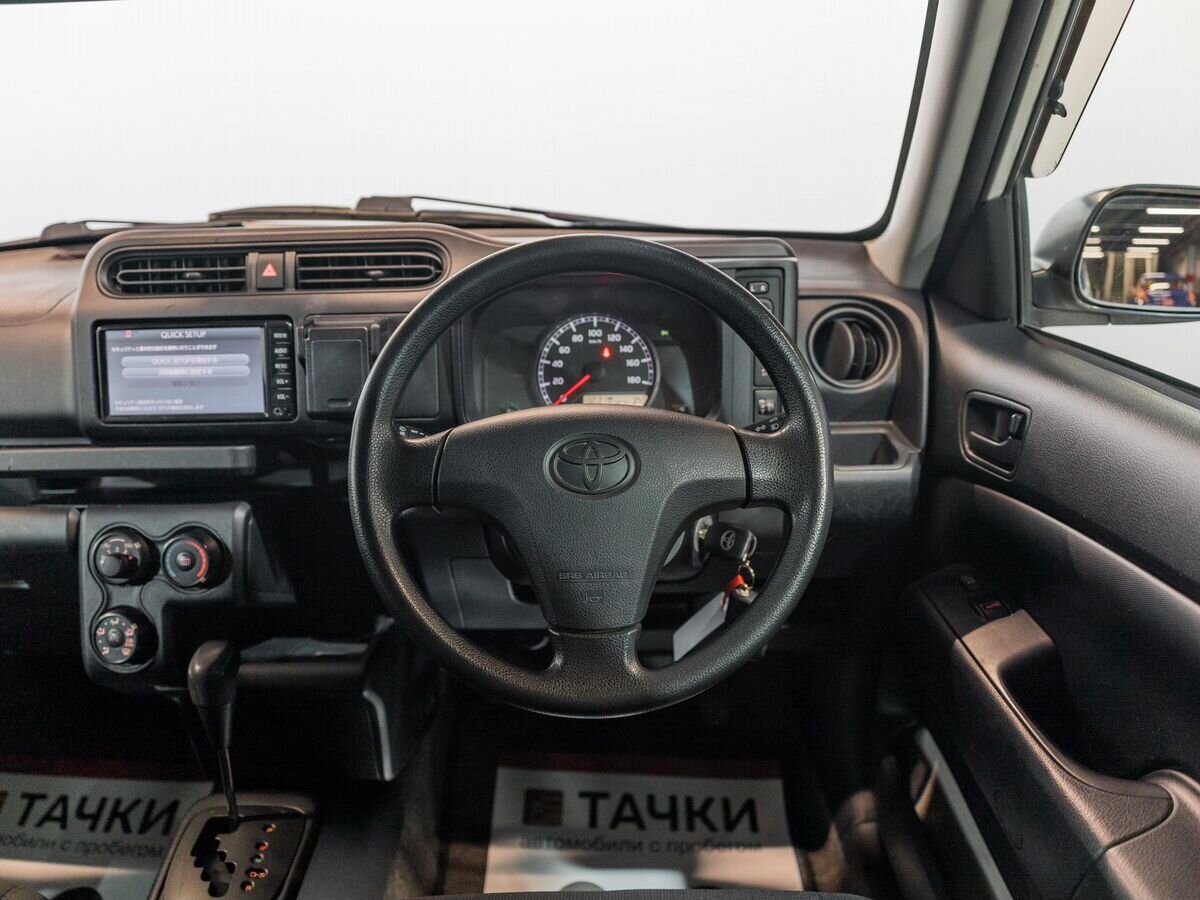 Toyota Probox 2018 - фото автомобиля