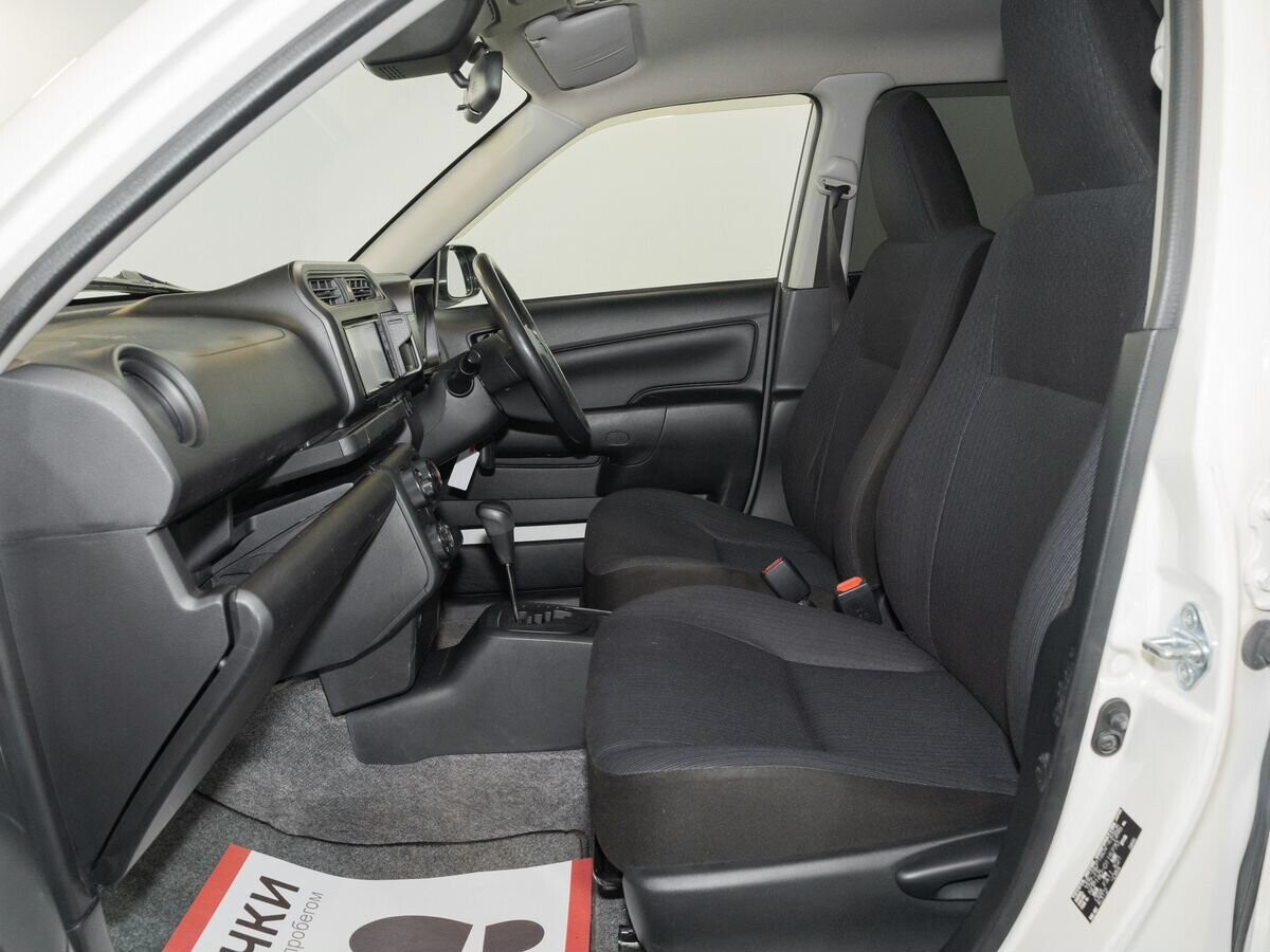 Toyota Probox 2018 - фото автомобиля