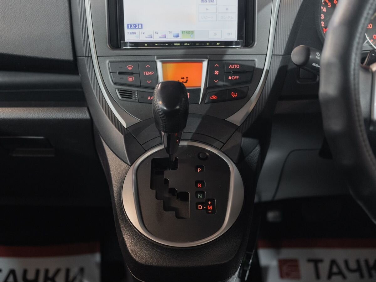 Subaru Trezia 2011 - фото автомобиля