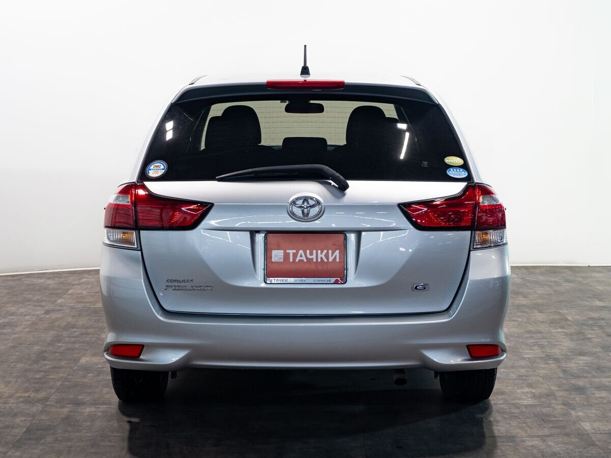 Toyota Corolla 2017 - фото автомобиля