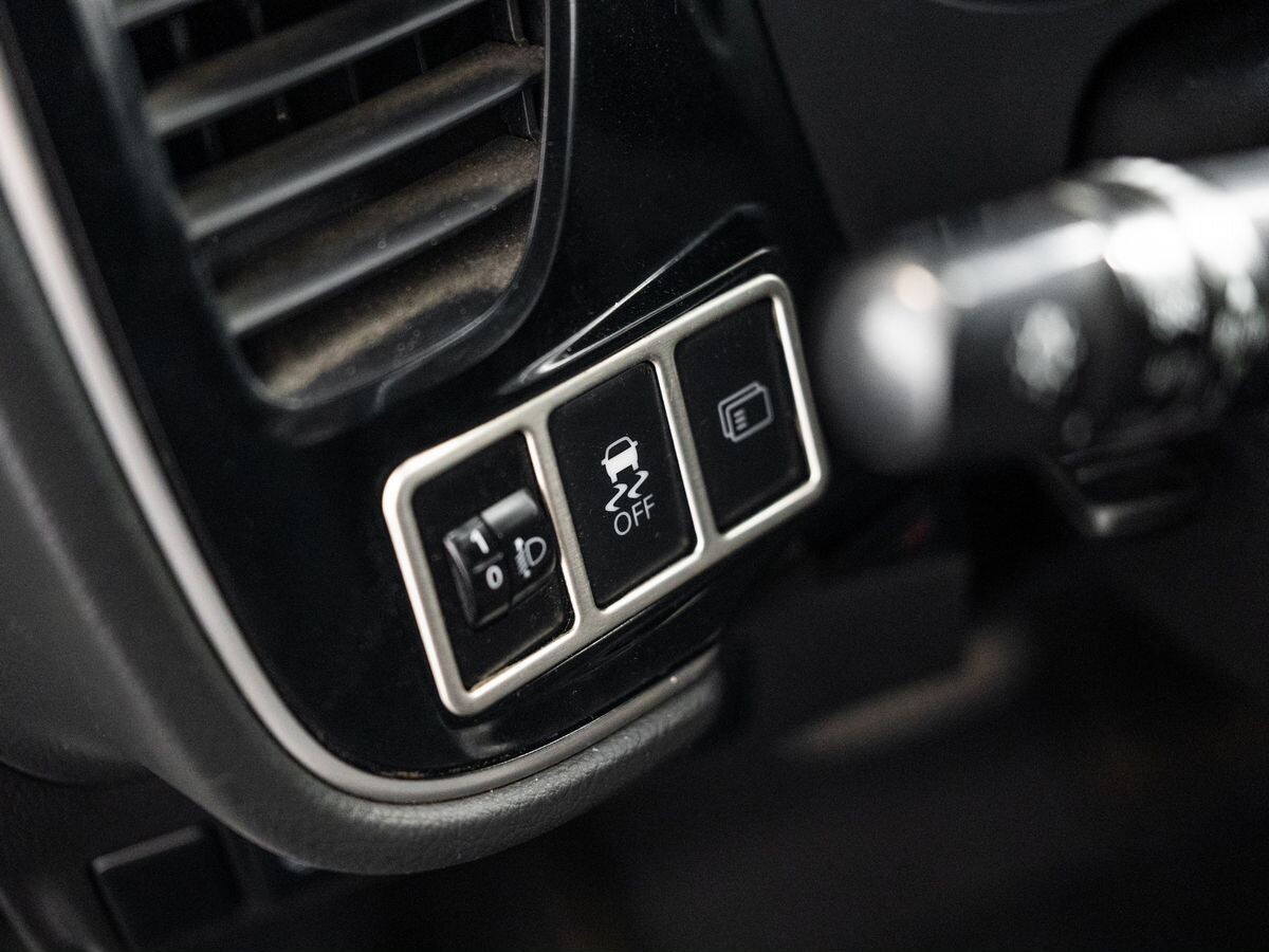 Mitsubishi Outlander 2015 - фото автомобиля