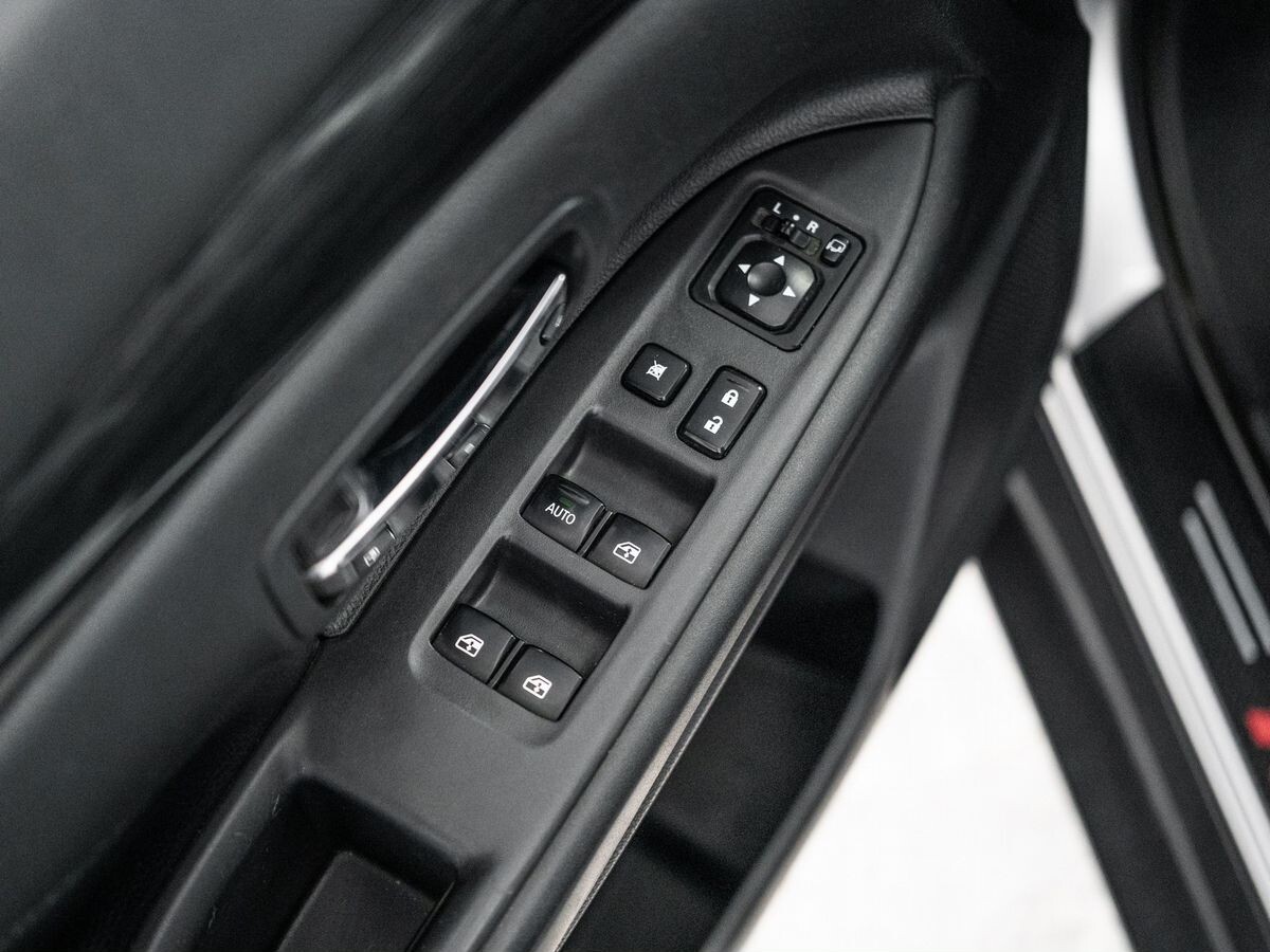 Mitsubishi Outlander 2015 - фото автомобиля