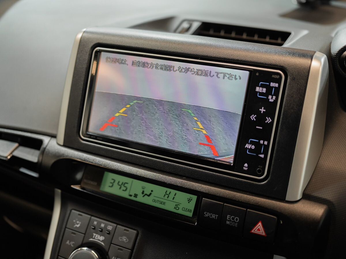 Toyota Wish 2009 - фото автомобиля