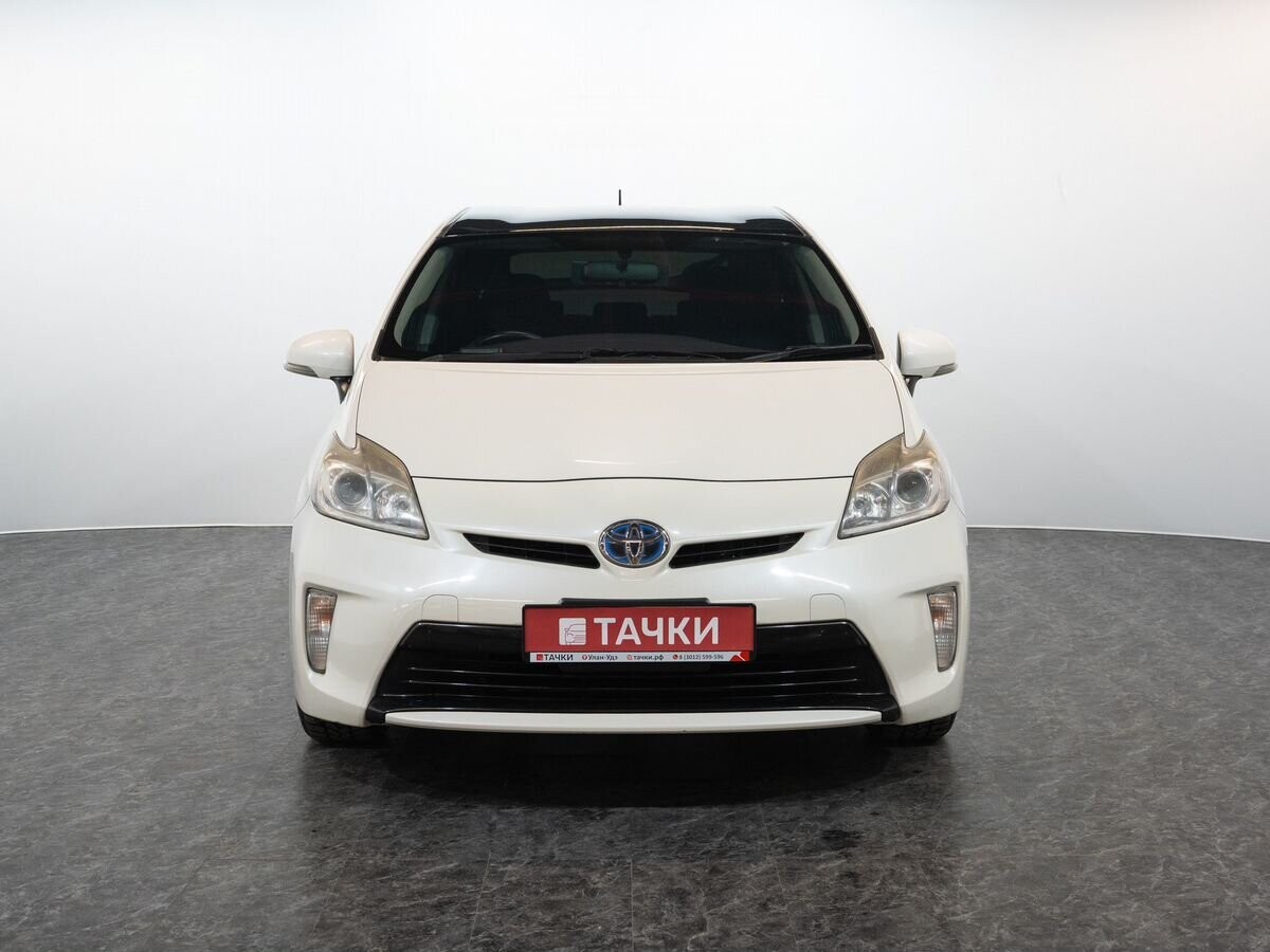 Toyota Prius 2012 - фото автомобиля