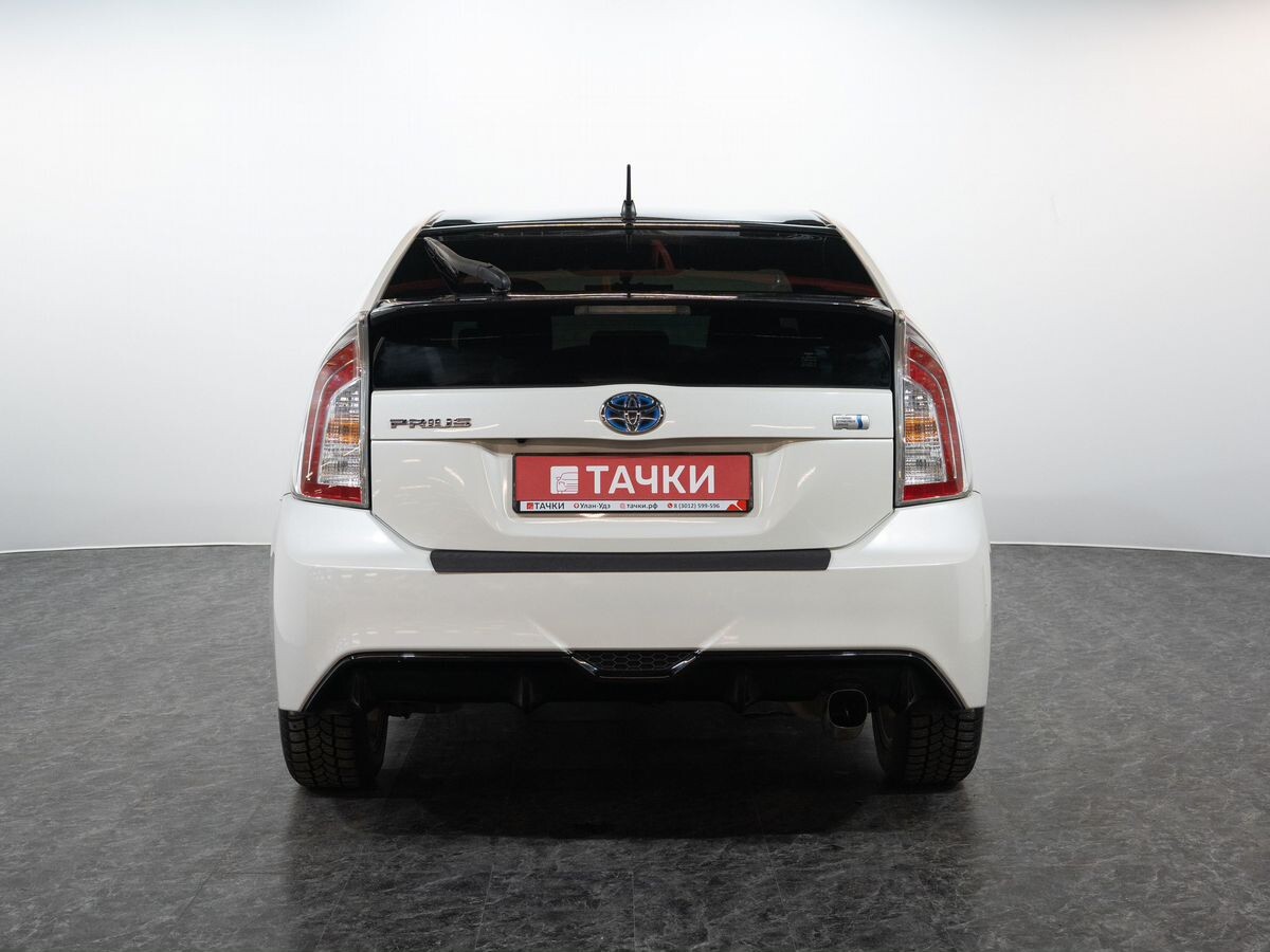 Toyota Prius 2012 - фото автомобиля