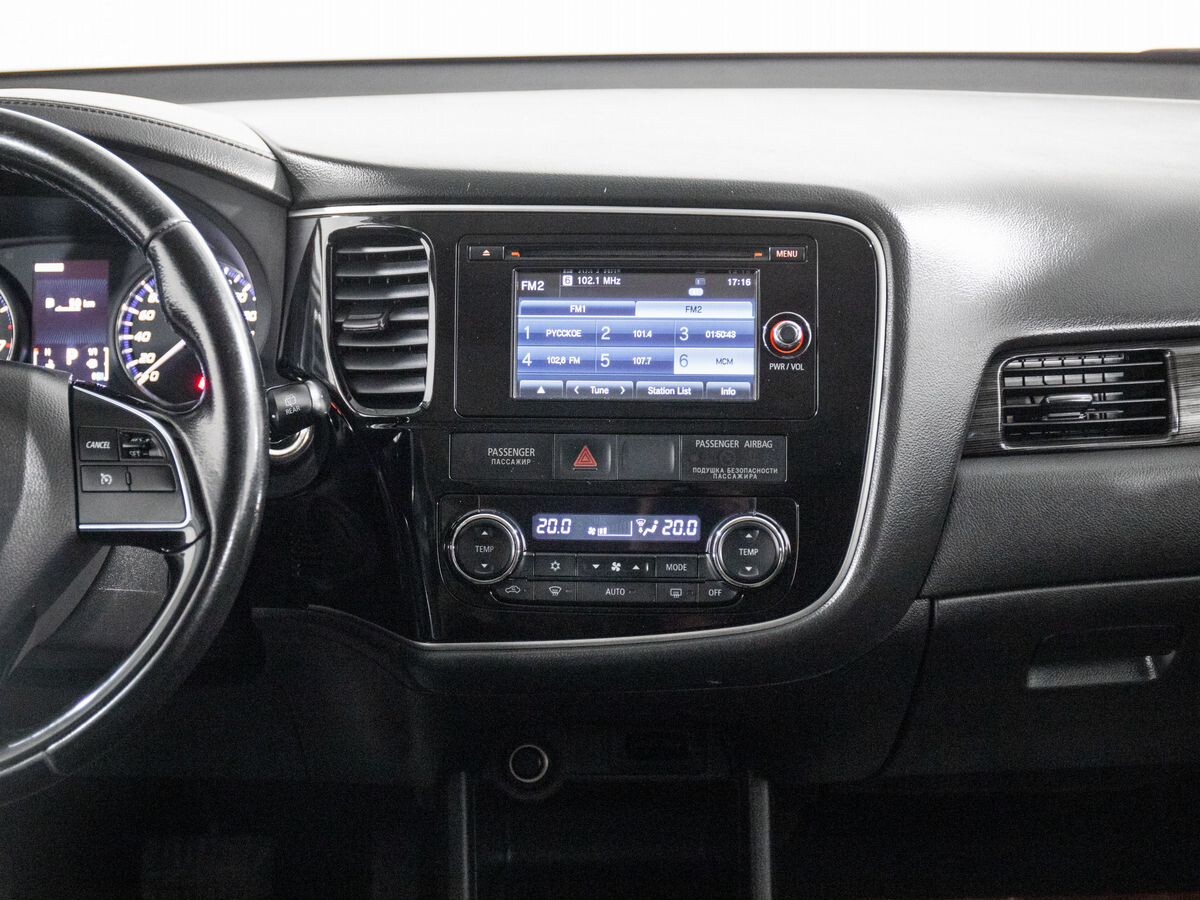 Mitsubishi Outlander 2016 - фото автомобиля