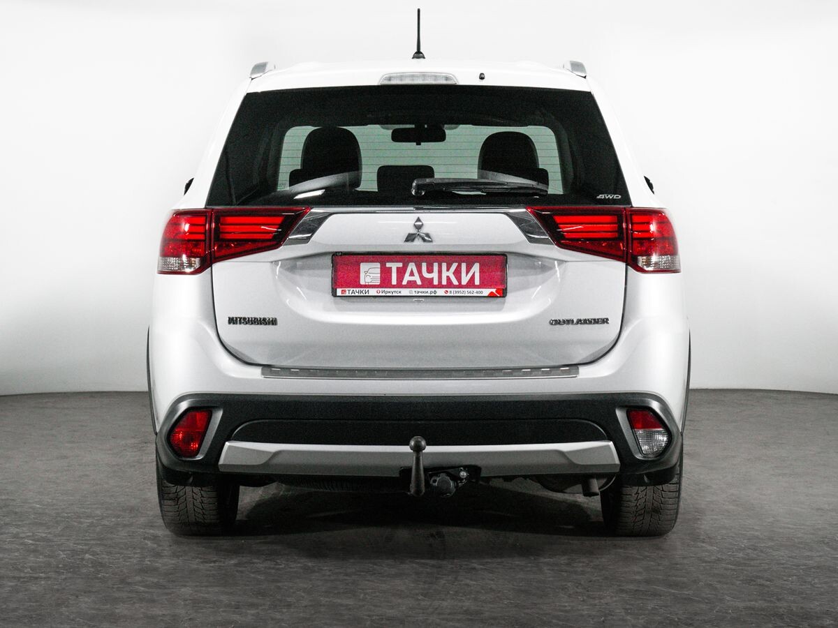 Mitsubishi Outlander 2016 - фото автомобиля