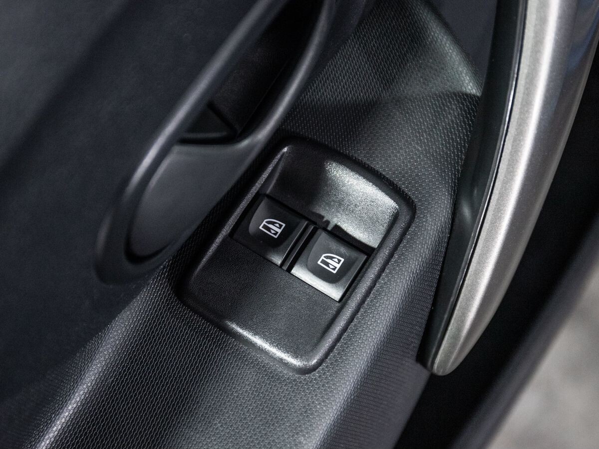 Renault Sandero 2019 - фото автомобиля