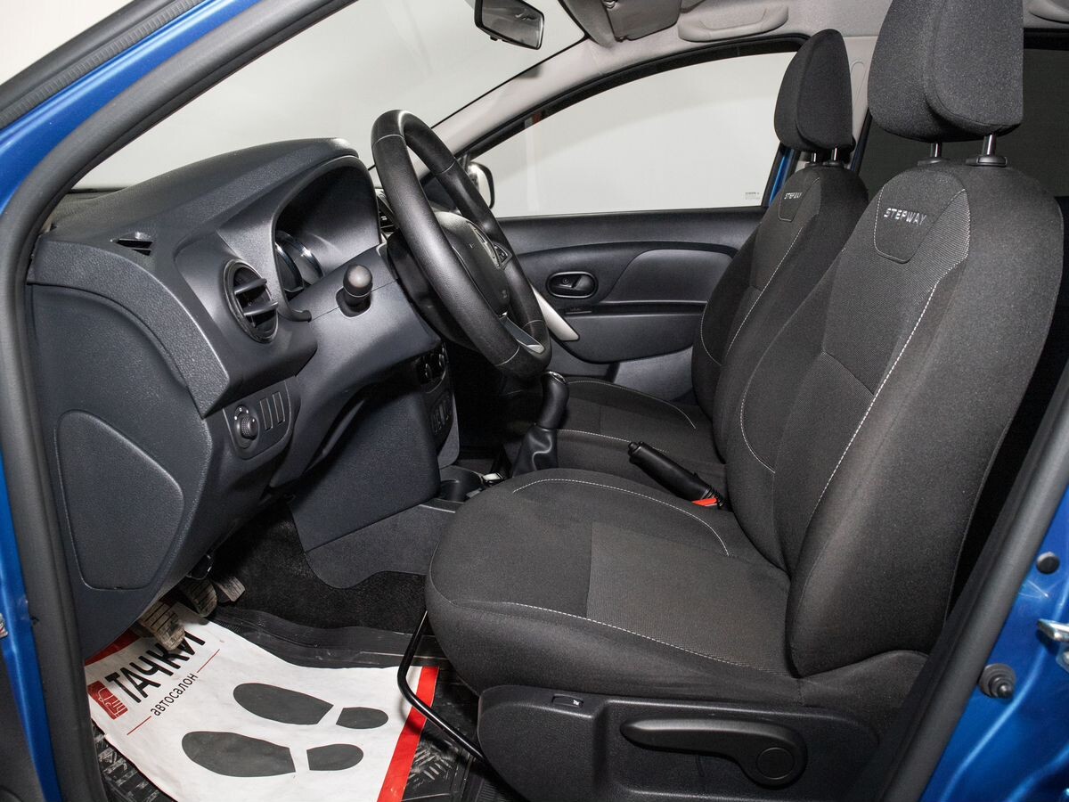 Renault Sandero 2019 - фото автомобиля