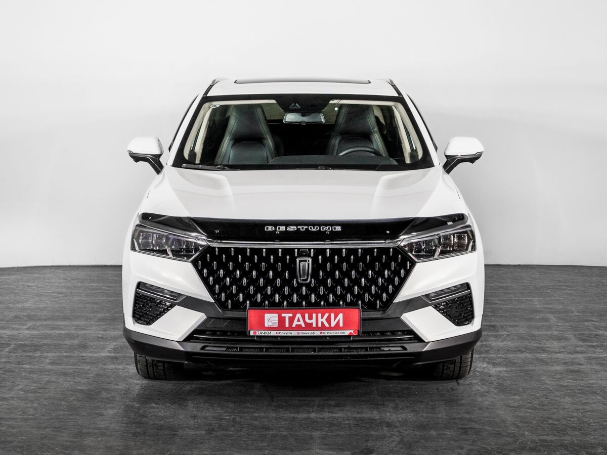 FAW Bestune T77 2022 - фото автомобиля