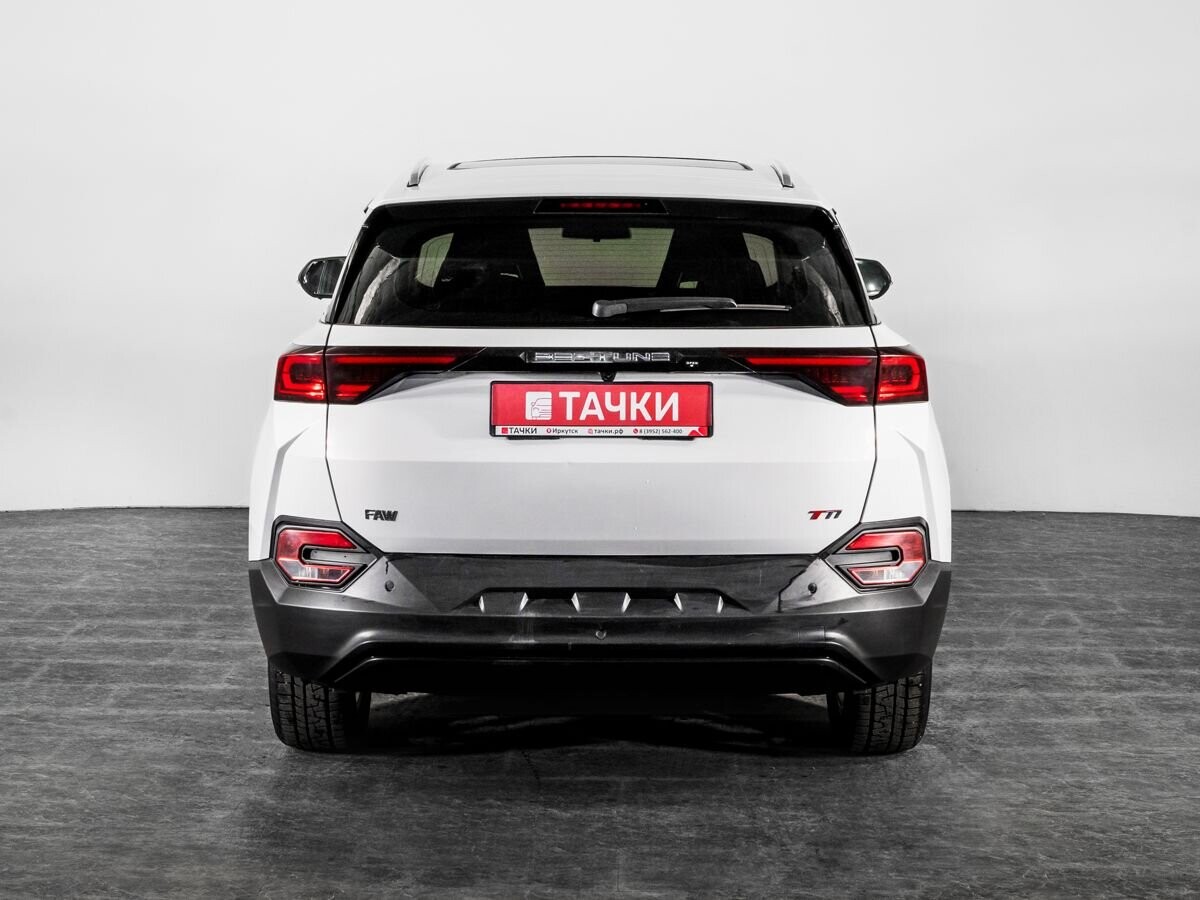 FAW Bestune T77 2022 - фото автомобиля