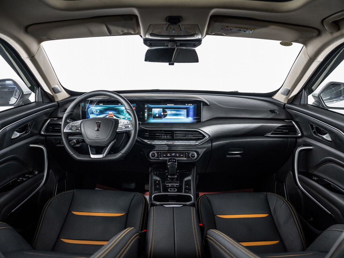 FAW Bestune T77 2022 - фото автомобиля