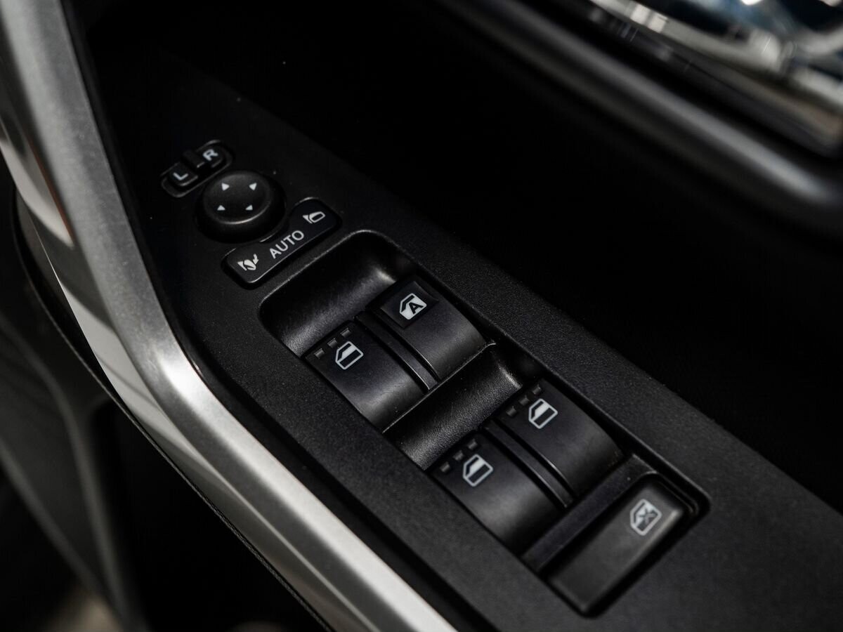 Toyota Raize 2020 - фото автомобиля